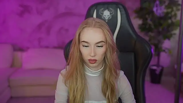 Amelia Blaze online show from February 12, 2025, 7:55 am