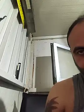 Snapshot of mustican422 chatting on October 6, 2025, 6:52 pm mustican422 online show from October 6, 2025, 6:52 pm