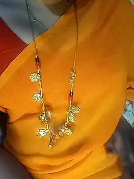 tuttifrutti17 online show from December 18, 2024, 7:19 pm