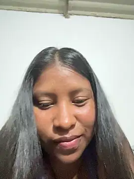 lunahot  07 online show from June 17, 2026, 1:38 am