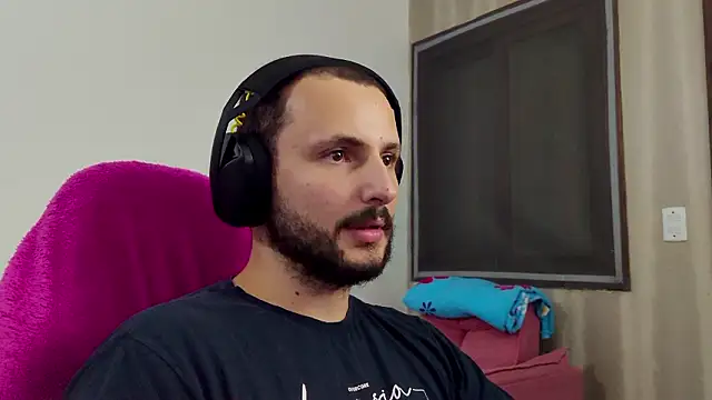 iurytx online show from February 4, 2026, 11:55 pm