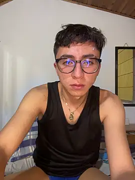 CamiRojas boy online show from June 14, 2026, 3:30 am