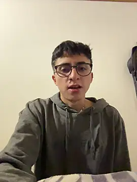 CamiRojas boy online show from November 10, 2025, 4:28 am