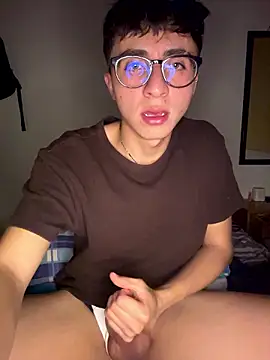CamiRojas boy online show from July 10, 2026, 4:01 am