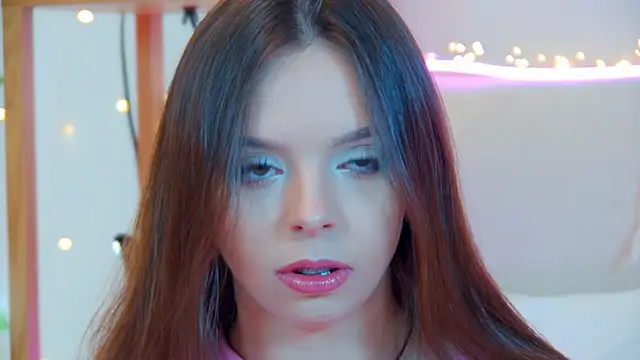 ElisabethDavis online show from September 13, 2025, 3:12 pm