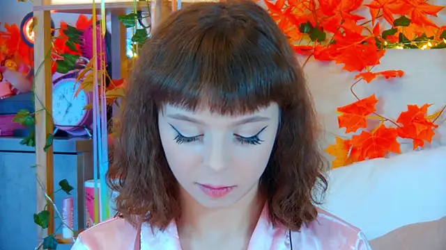 ElisabethDavis online show from November 15, 2025, 3:49 pm