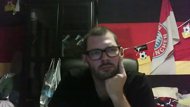 Die-geile-Sau online show from November 14, 2025, 8:34 pm