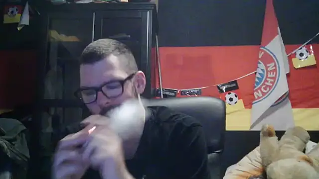 Die-geile-Sau online show from February 4, 2026, 9:21 pm