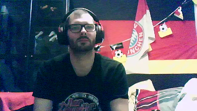 Die-geile-Sau online show from November 9, 2025, 9:19 pm