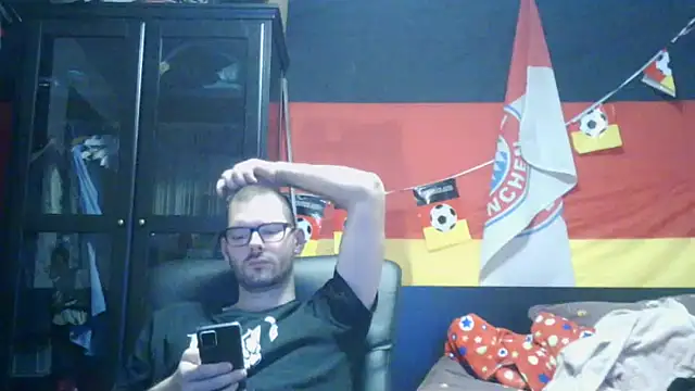 Die-geile-Sau online show from January 13, 2026, 8:24 pm