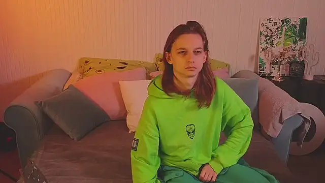 Frank Fraer online show from October 1, 2025, 10:13 pm