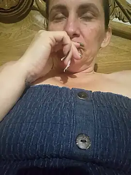 Snapshot of SeductionSilera chatting on March 10, 2025, 2:39 am SeductionSilera online show from March 10, 2025, 2:39 am