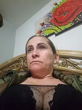 Snapshot of SeductionSilera chatting on March 5, 2025, 10:54 pm SeductionSilera online show from March 5, 2025, 10:54 pm