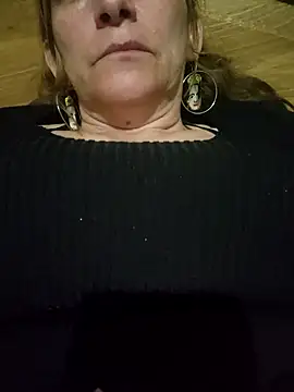 Snapshot of SeductionSilera chatting on March 12, 2025, 7:14 pm SeductionSilera online show from March 12, 2025, 7:14 pm