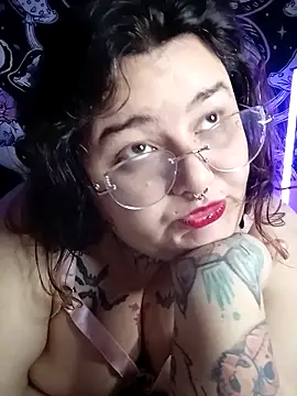 Staicyjanemcfly online show from April 2, 2026, 7:53 pm