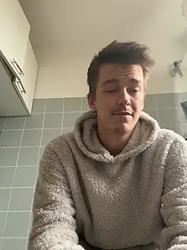 Snapshot of Toyjungee chatting on March 13, 2026, 11:26 am Toyjungee online show from March 13, 2026, 11:26 am