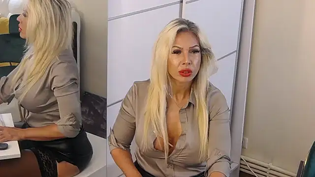 SashaAllford online show from June 15, 2026, 4:50 pm