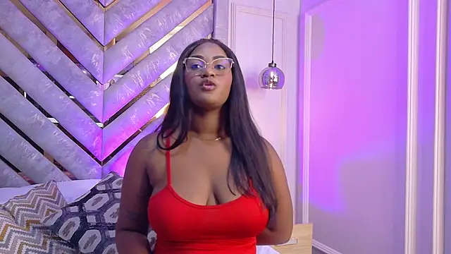 Snapshot of Noa_Adams chatting on October 13, 2025, 3:52 am Noa Adams online show from October 13, 2025, 3:52 am