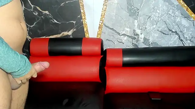 Snapshot of hot-threesome chatting on March 20, 2025, 3:14 pm hot-threesome online show from March 20, 2025, 3:14 pm