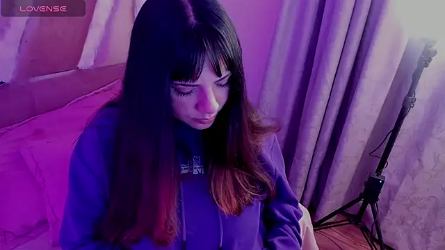 xhinata hyugax online show from March 5, 2026, 11:32 pm