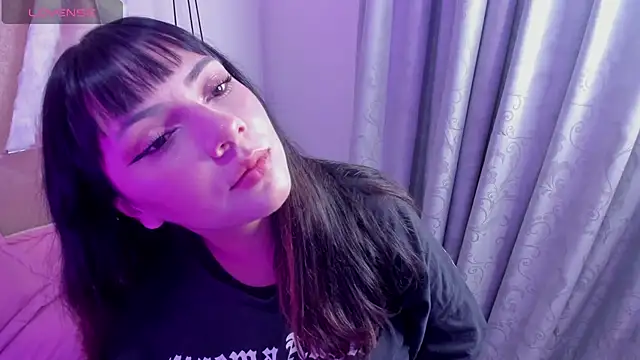 Snapshot of xhinata_hyugax chatting on March 3, 2026, 11:23 pm xhinata hyugax online show from March 3, 2026, 11:23 pm