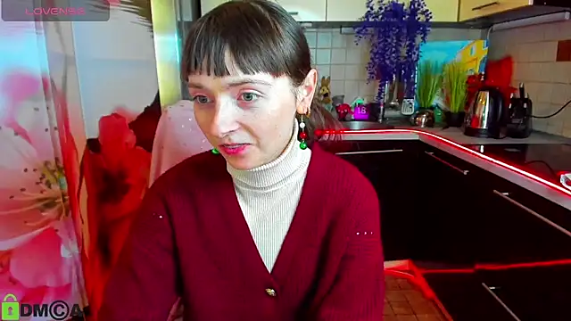 Snapshot of TayanaJons chatting on February 4, 2026, 8:09 am TayanaJons online show from February 4, 2026, 8:09 am