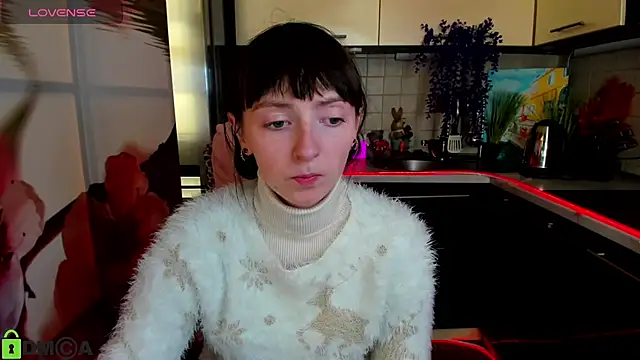 Snapshot of TayanaJons chatting on February 16, 2026, 8:13 am TayanaJons online show from February 16, 2026, 8:13 am