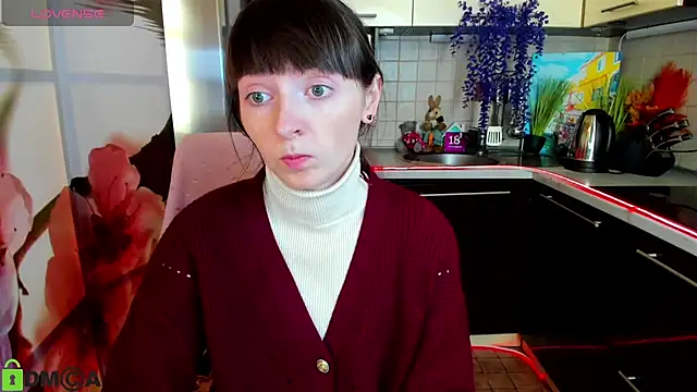 Snapshot of TayanaJons chatting on February 17, 2026, 8:11 am TayanaJons online show from February 17, 2026, 8:11 am