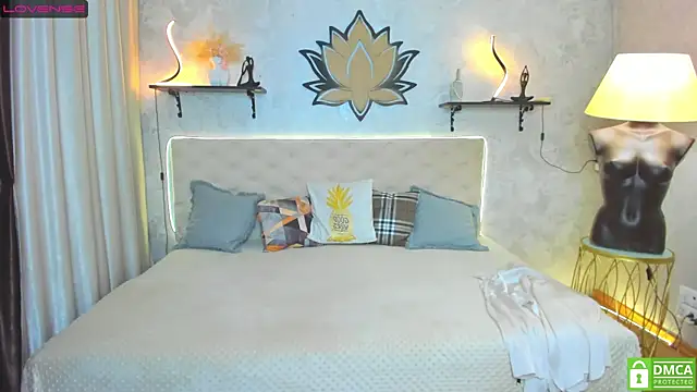 Snapshot of StripBianka chatting on September 25, 2025, 6:30 am StripBianka online show from September 25, 2025, 6:30 am