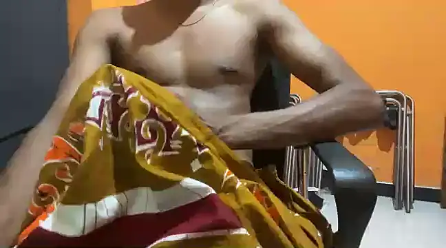 Snapshot of YomalBBC chatting on February 28, 2025, 9:12 pm YomalBBC online show from February 28, 2025, 9:12 pm