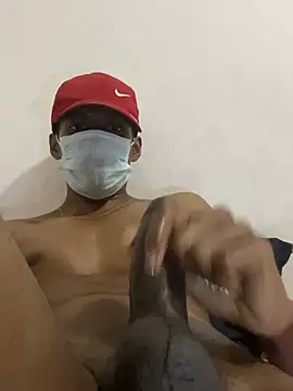 Snapshot of YomalBBC chatting on February 5, 2025, 8:04 pm YomalBBC online show from February 5, 2025, 8:04 pm