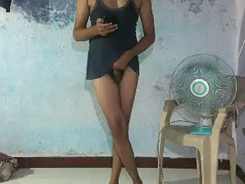 Rocobodymassager online show from May 11, 2026, 3:52 am