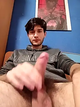 Snapshot of Esti02 chatting on February 19, 2026, 11:45 pm Esti02 online show from February 19, 2026, 11:45 pm