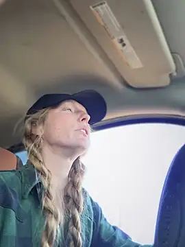 GoldenFlameGoddess online show from March 28, 2026, 5:03 pm