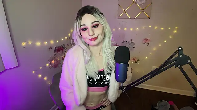 Starr1123 online show from February 25, 2026, 4:56 am