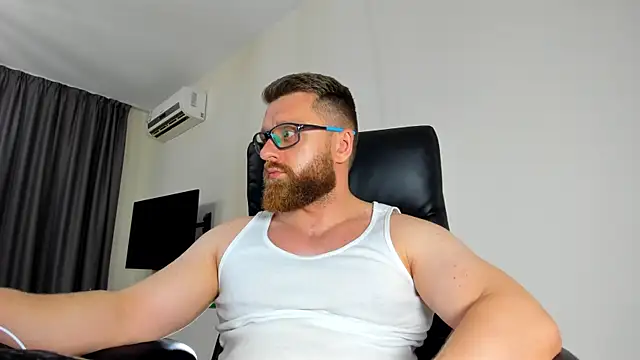 Findom guy online show from May 28, 2026, 12:18 am