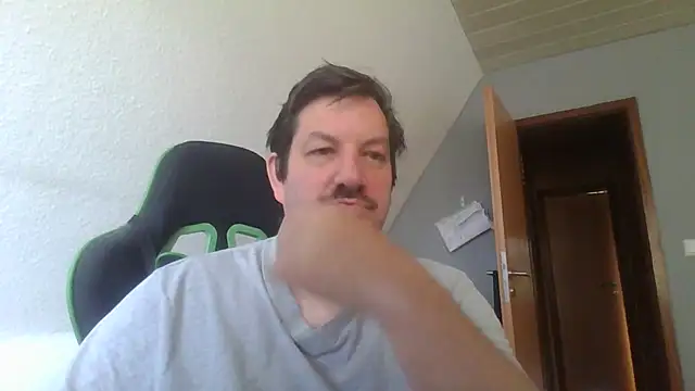 Golffahrer1982 online show from June 21, 2026, 9:26 am