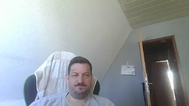 Golffahrer1982 online show from July 1, 2026, 10:37 am