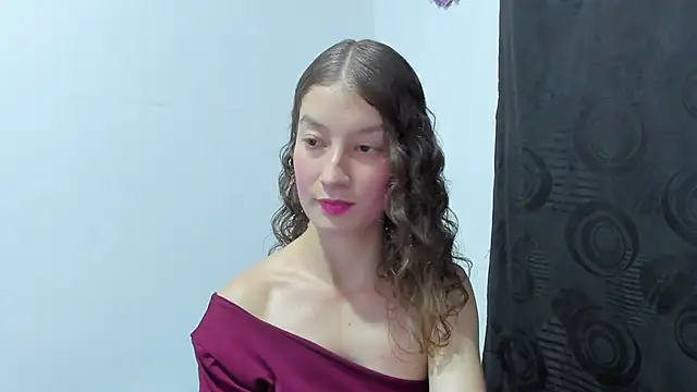 Snapshot of MiiaVolkova chatting on September 19, 2025, 11:53 pm MiiaVolkova online show from September 19, 2025, 11:53 pm