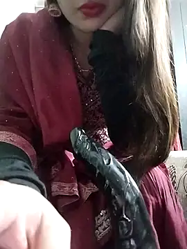 Snapshot of Noor_Darliing chatting on February 2, 2026, 2:38 pm Noor Darliing online show from February 2, 2026, 2:38 pm