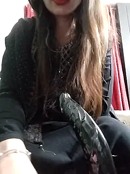 Snapshot of Noor_Darliing chatting on February 1, 2026, 3:10 pm Noor Darliing online show from February 1, 2026, 3:10 pm