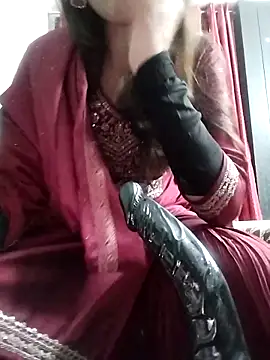 Snapshot of Noor_Darliing chatting on February 10, 2026, 2:38 pm Noor Darliing online show from February 10, 2026, 2:38 pm