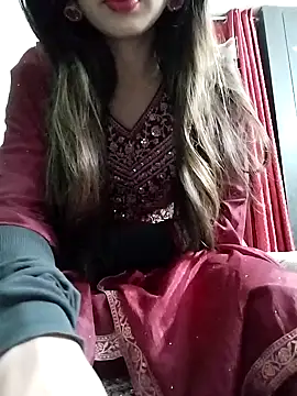 Snapshot of Noor_Darliing chatting on February 17, 2026, 2:36 pm Noor Darliing online show from February 17, 2026, 2:36 pm