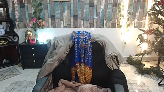 KarimaSarabe online show from December 4, 2025, 9:14 pm