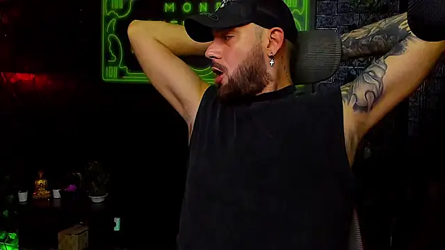 LexXHardy online show from October 3, 2025, 11:06 pm