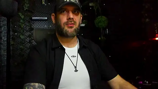 LexXHardy online show from April 15, 2026, 3:38 pm