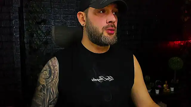 LexXHardy online show from November 17, 2025, 9:13 am