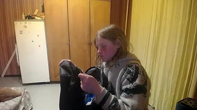 Kathlyn  Heath online show from March 22, 2025, 7:53 pm