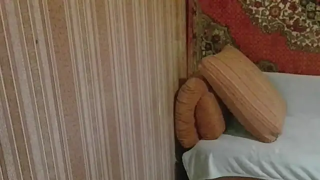 Snapshot of Kathlyn__Heath chatting on March 4, 2026, 8:49 pm Kathlyn Heath online show from March 4, 2026, 8:49 pm