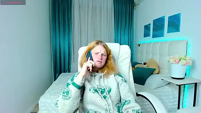 Kathlyn  Heath online show from October 5, 2025, 7:04 pm